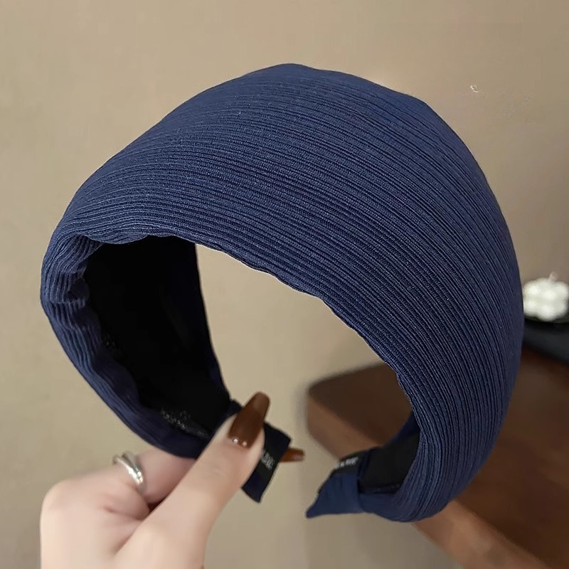 Kalın Geniş Kafa Bandı Kaymaz  - Travel Accessories Aesthetic incelemesi ve fiyatı